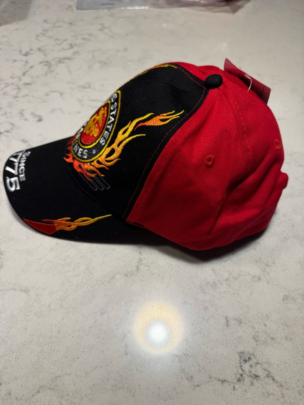 NWT-United States Marines Officially Licensed Flame Emblem Hat Black/Red - Picture 3 of 9